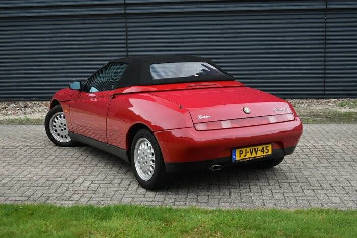 Afbeelding 5/7 van Alfa Romeo Spider 2.0 Twin Spark 16V (1996)