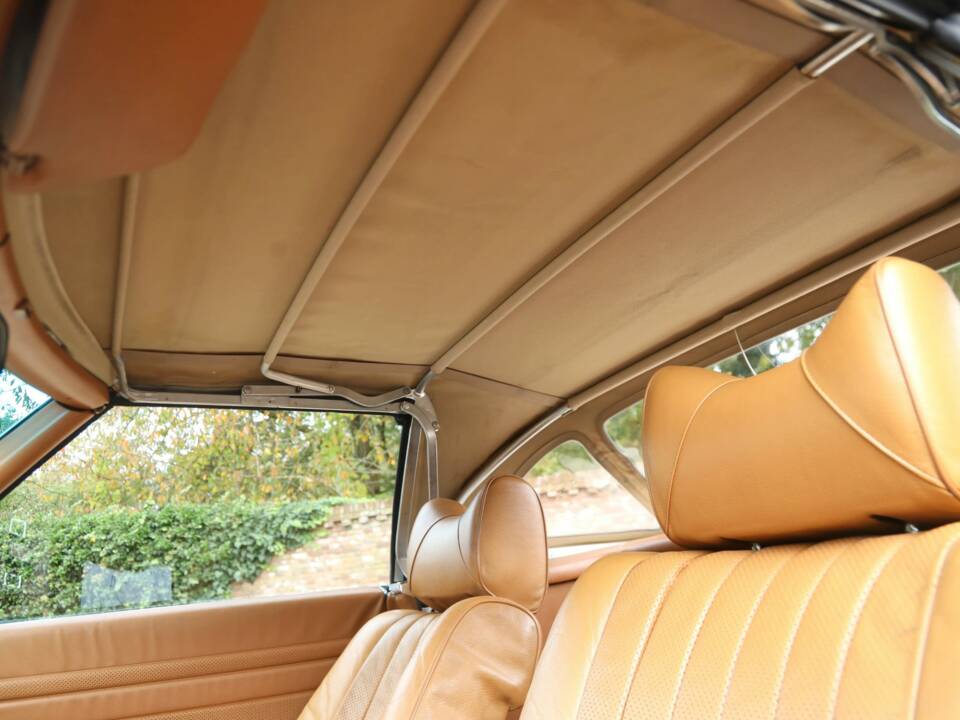 Imagen 25/50 de Mercedes-Benz 280 SL (1976)