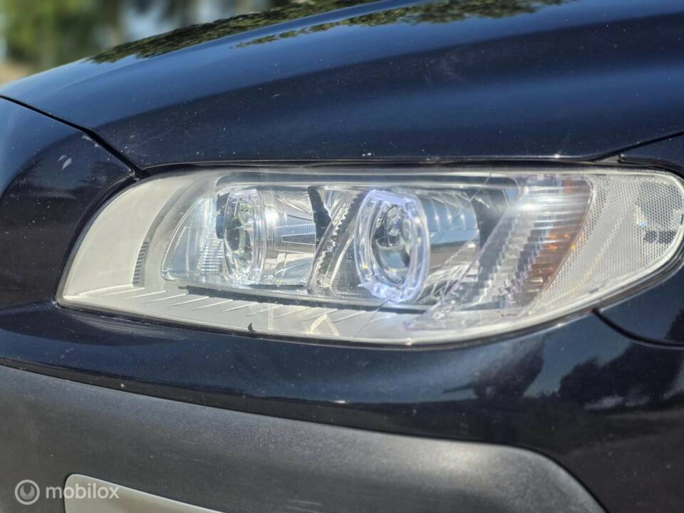 Image 6/34 of Volvo XC70 D5 (2008)