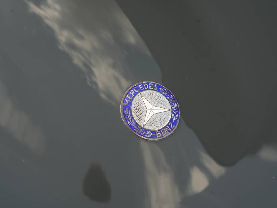 Image 31/50 de Mercedes-Benz 190 SL (1961)