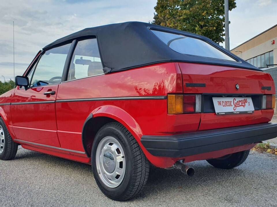 Afbeelding 46/50 van Volkswagen Golf Mk I Convertible 1.1 (1981)