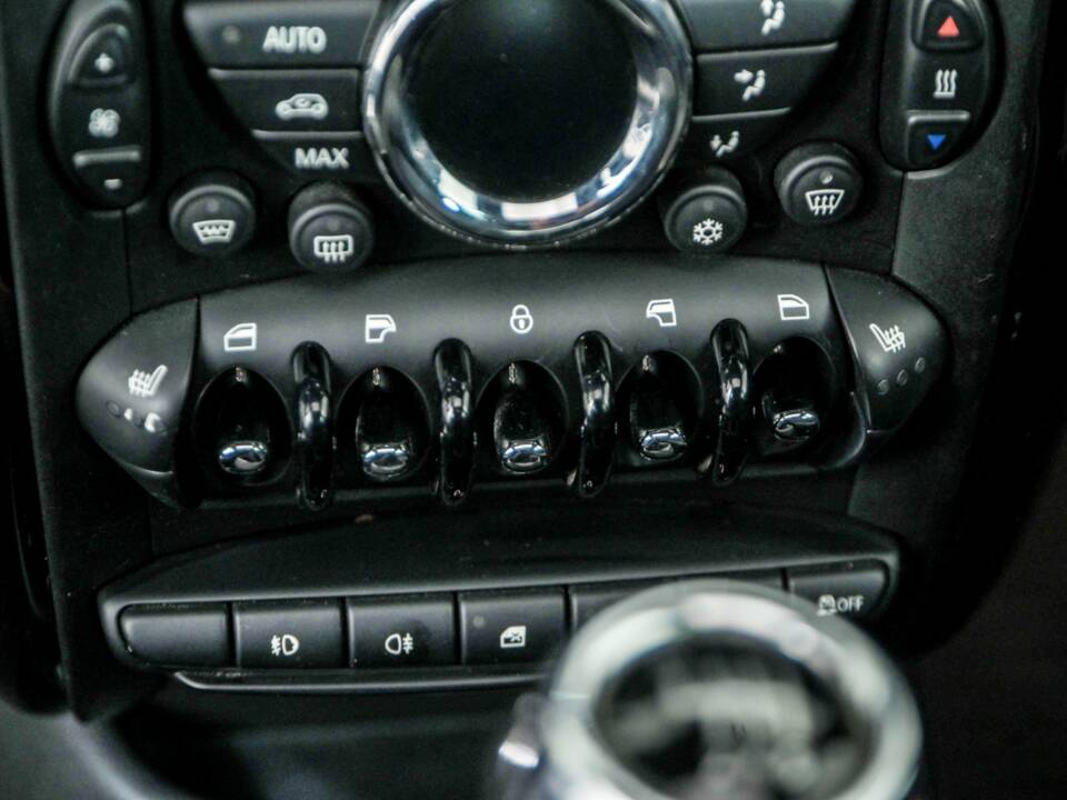 Immagine 34/50 di Mini Cooper S Countryman ALL4 (2010)
