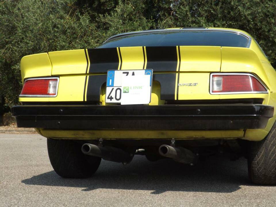 Image 11/50 of Chevrolet Camaro Z28 (1974)