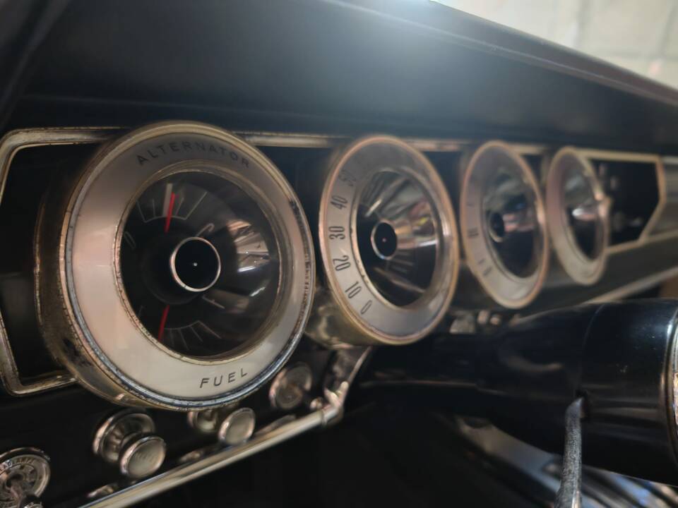 Image 6/12 of Dodge Charger (1966)