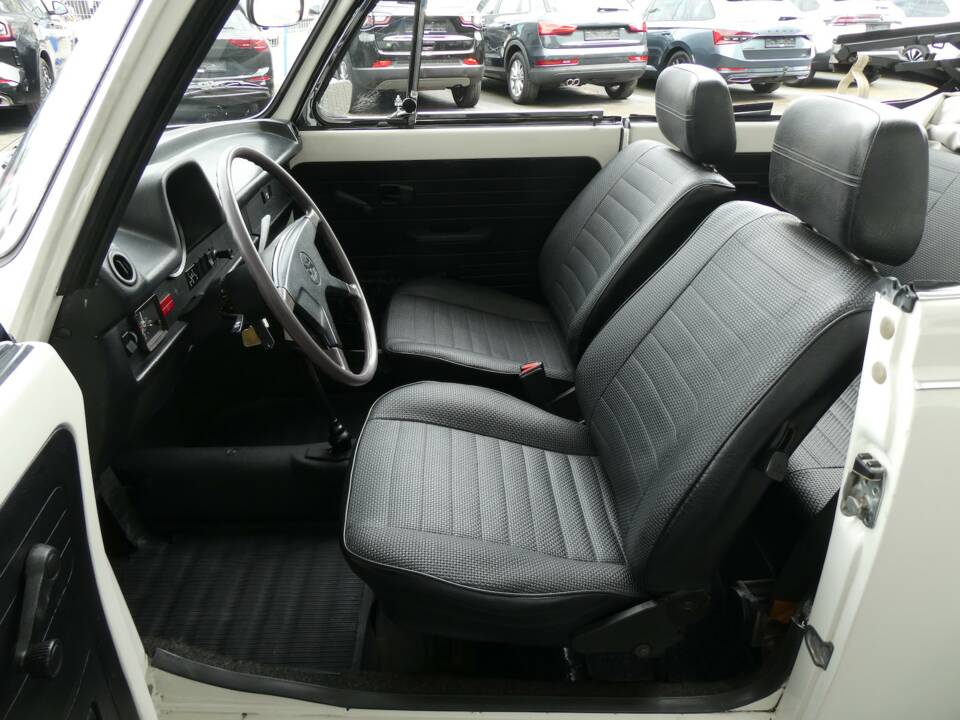 Bild 9/21 von Volkswagen Käfer 1303 (1979)