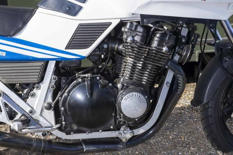 Bild 38/38 von Suzuki GSX 1100 EF (1985)
