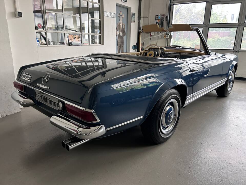 Bild 7/27 von Mercedes-Benz 230 SL (1966)