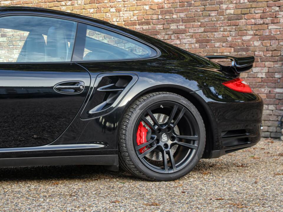 Bild 32/50 von Porsche 911 Turbo (2010)