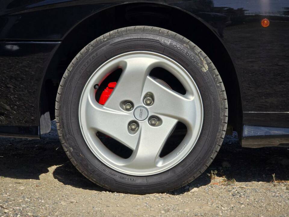 Immagine 27/36 di FIAT Barchetta 1.8 16V (2000)