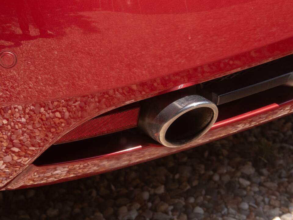 Image 28/50 of Aston Martin DB 9 Volante (2006)