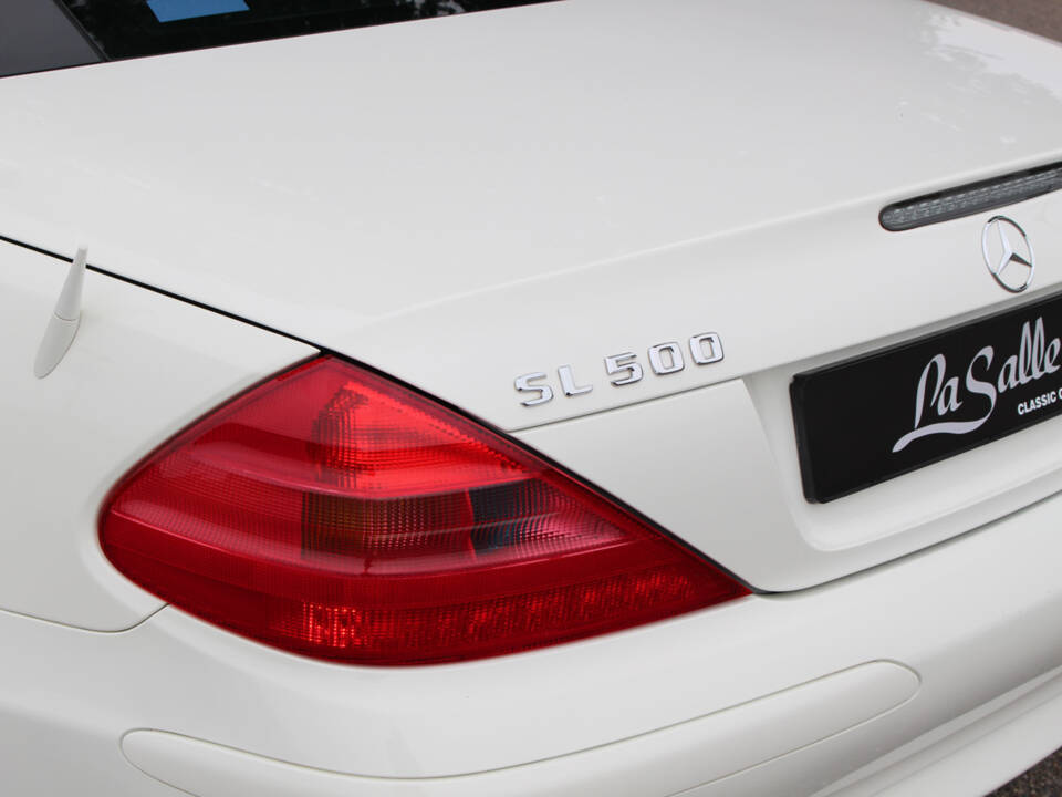 Image 6/21 de Mercedes-Benz SL 500 (2004)