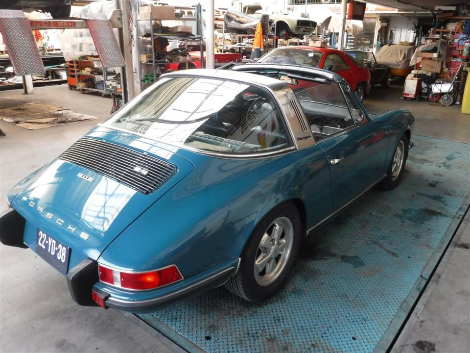 Image 16/50 of Porsche 911 2.4 E (1973)