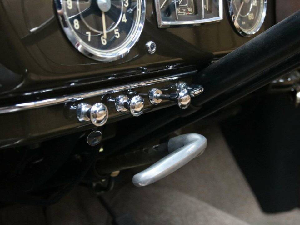 Bild 17/50 von Mercedes-Benz 220 Cabriolet A (1952)