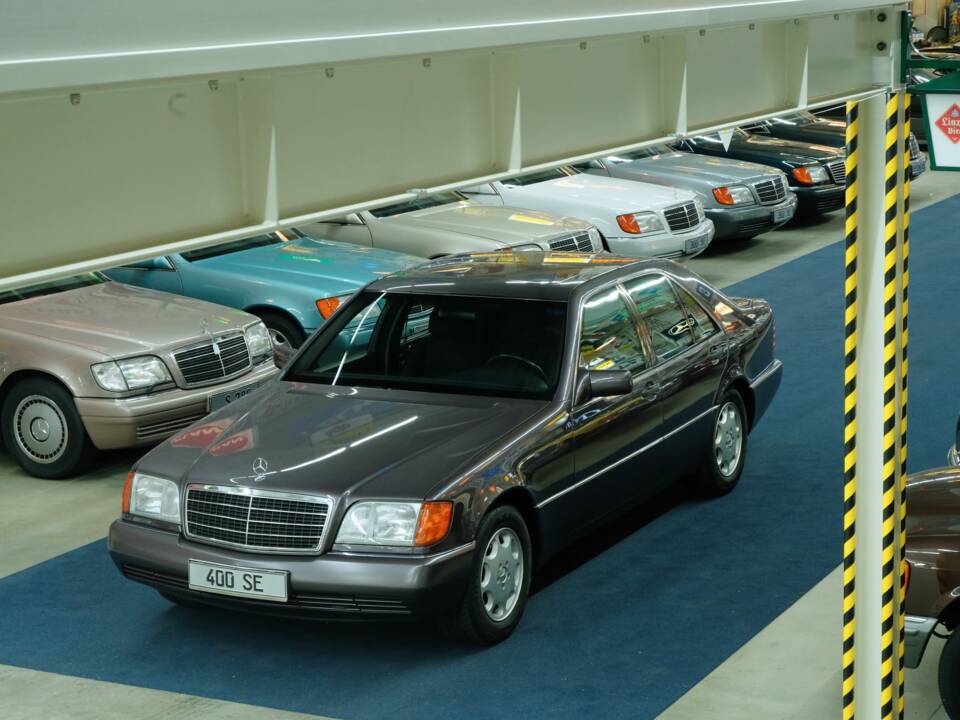 Bild 4/50 von Mercedes-Benz 400 SE (1991)
