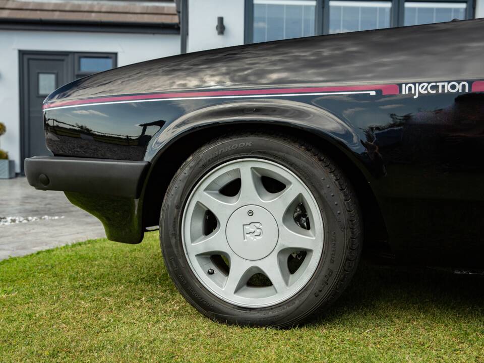 Image 15/22 de Ford Capri 2,8i (1984)