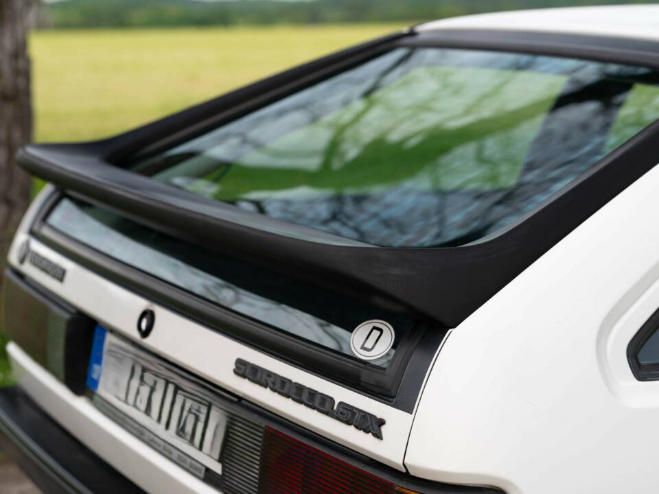 Bild 10/35 von Volkswagen Scirocco II 1.8 (1989)