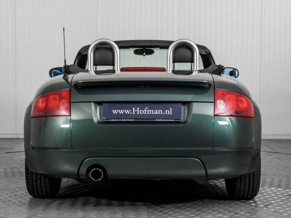 Image 26/50 of Audi TT 1.8 T (2001)