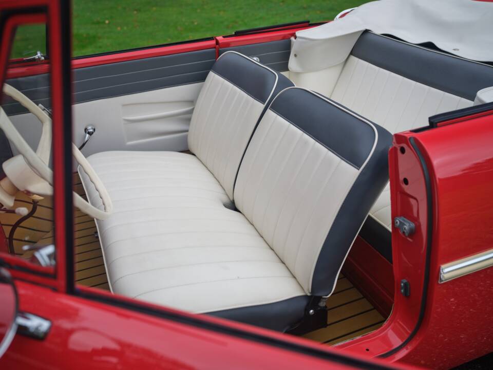Bild 37/42 von Amphicar 770 (1964)