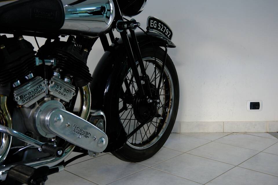 Immagine 86/89 di Brough-Superior SS 80 (1939)