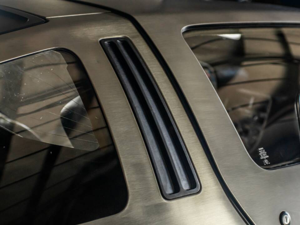Image 27/66 of DeLorean DMC-12 (1981)