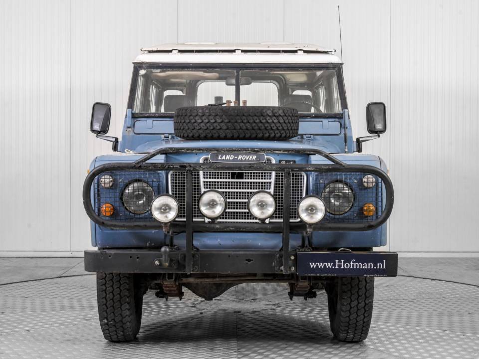 Image 16/50 of Land Rover 88 (1979)