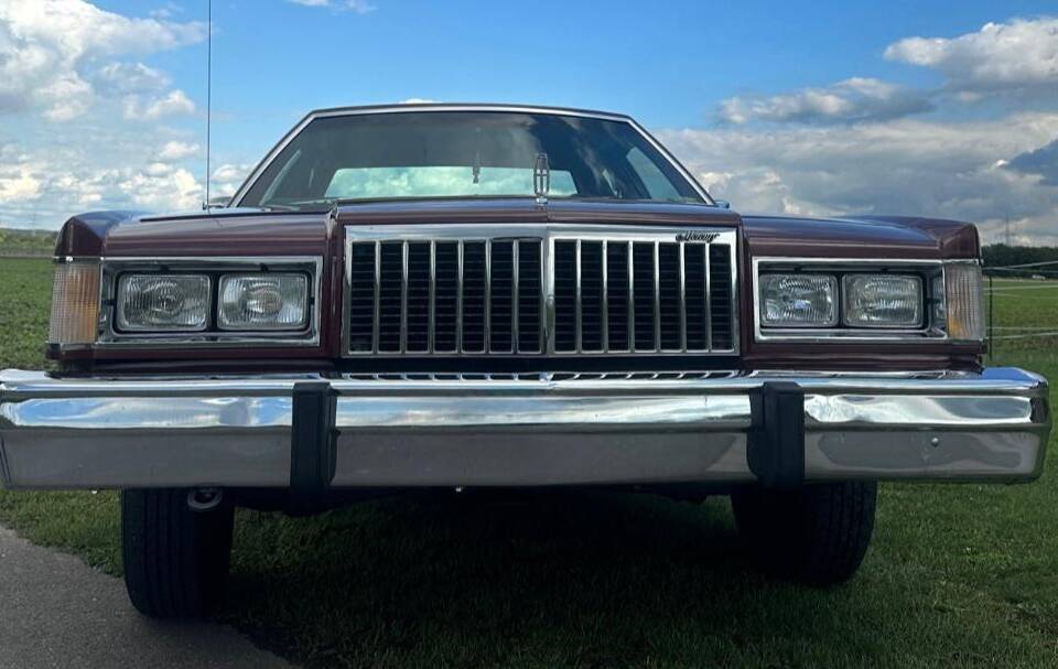 Bild 2/10 von Mercury Grand Marquis (1986)