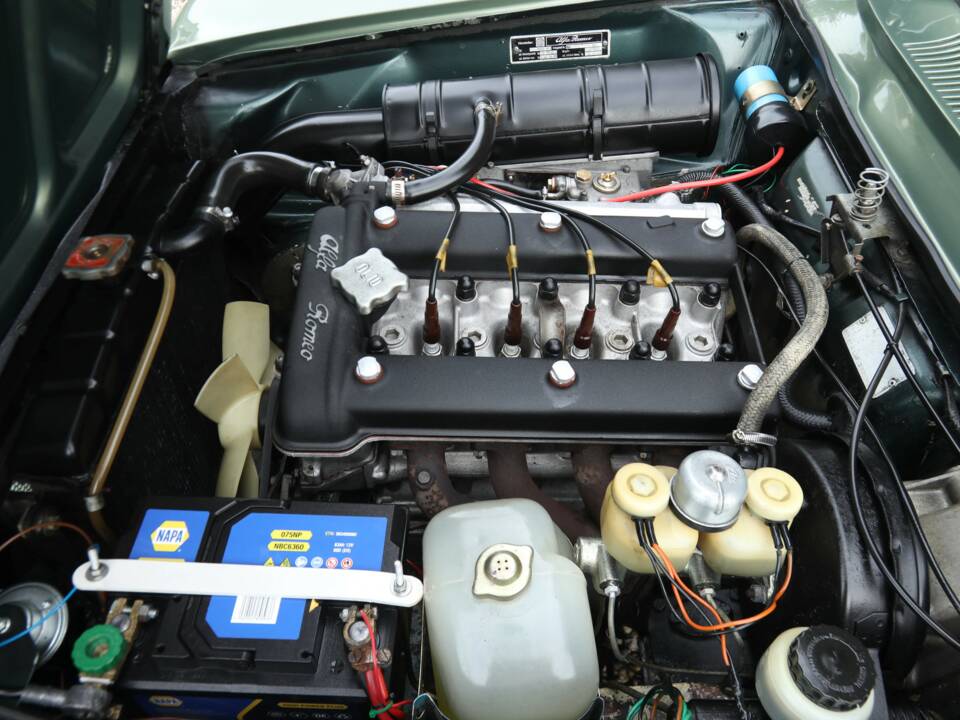 Bild 47/50 von Alfa Romeo 1750 GT Veloce (1971)