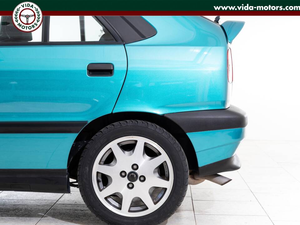 Image 5/14 of Lancia Delta HPE 1.6 16v (1995)