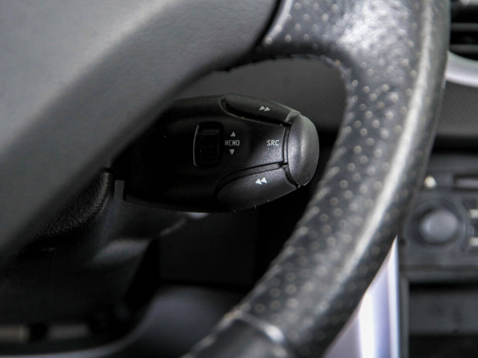 Imagen 37/50 de Peugeot 207 CC 1.6 VTi (2008)
