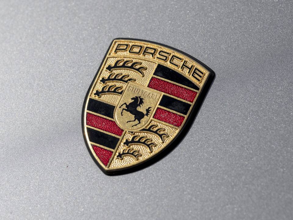 Image 11/23 of Porsche 911 Carrera 4S (2004)