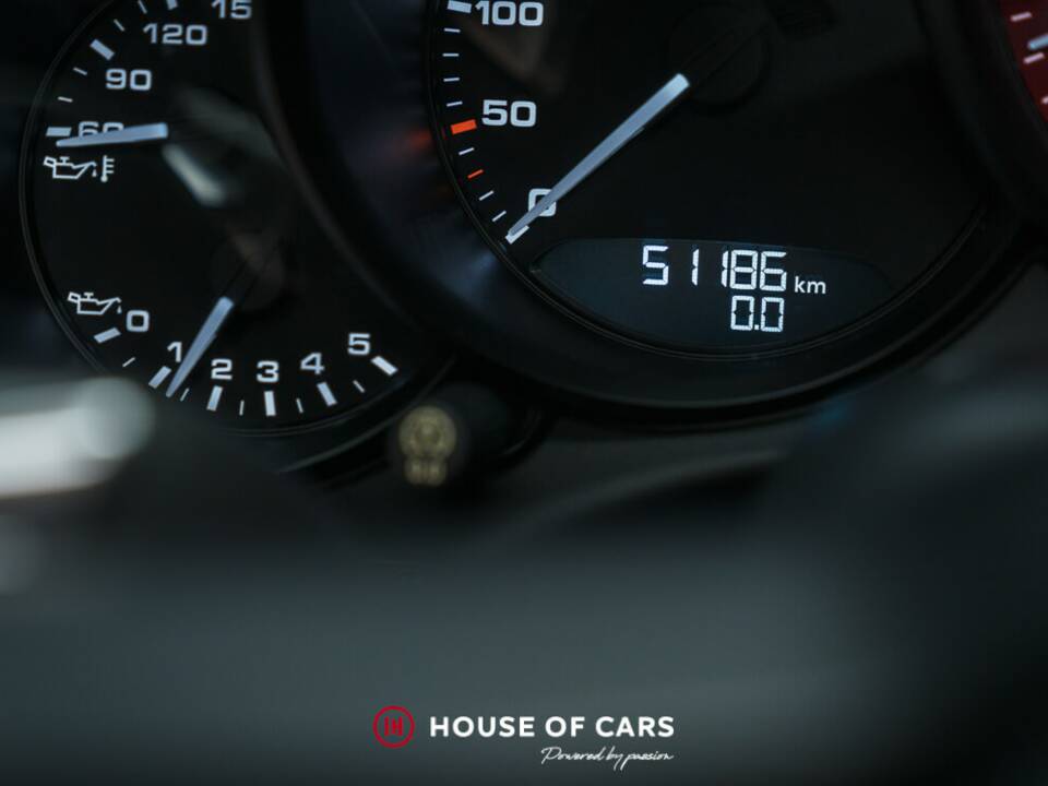 Image 24/25 of Porsche 911 Carrera 4 GTS (2017)