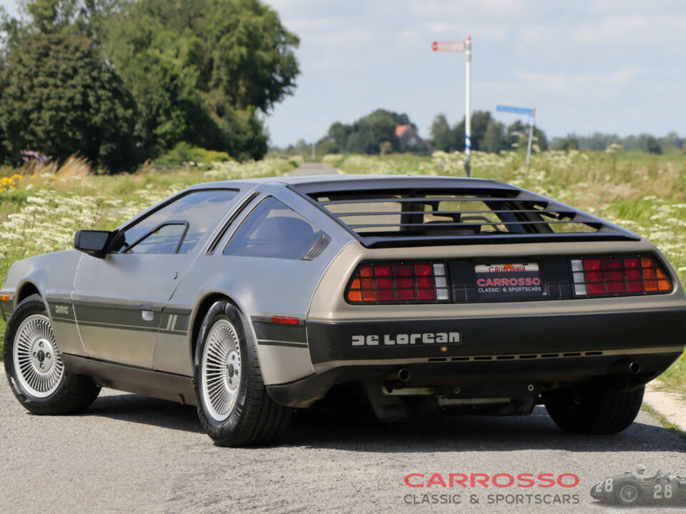 Immagine 2/32 di DeLorean DMC-12 (1981)