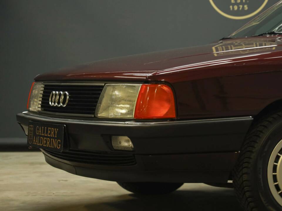 Image 40/50 de Audi 100 - 2.3E quattro (1990)