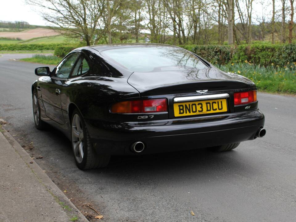 Bild 4/18 von Aston Martin DB 7 GT (2003)