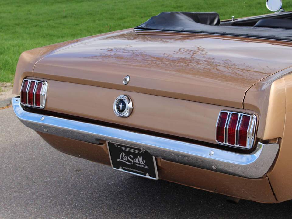 Image 14/32 of Ford Mustang 289 (1964)