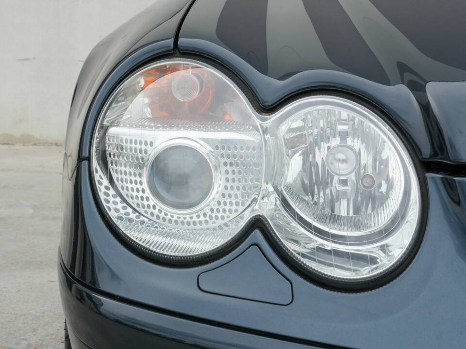 Image 42/45 de Mercedes-Benz SL 350 (2003)