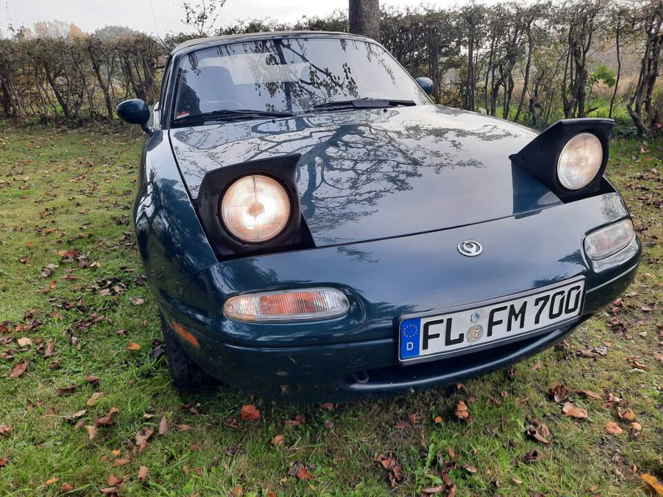 Image 2/12 of Mazda MX-5 1.6 (1995)