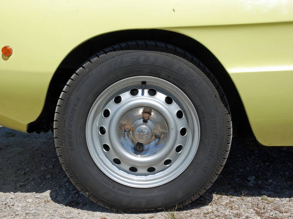 Image 4/24 of Alfa Romeo 1600 Spider (1976)