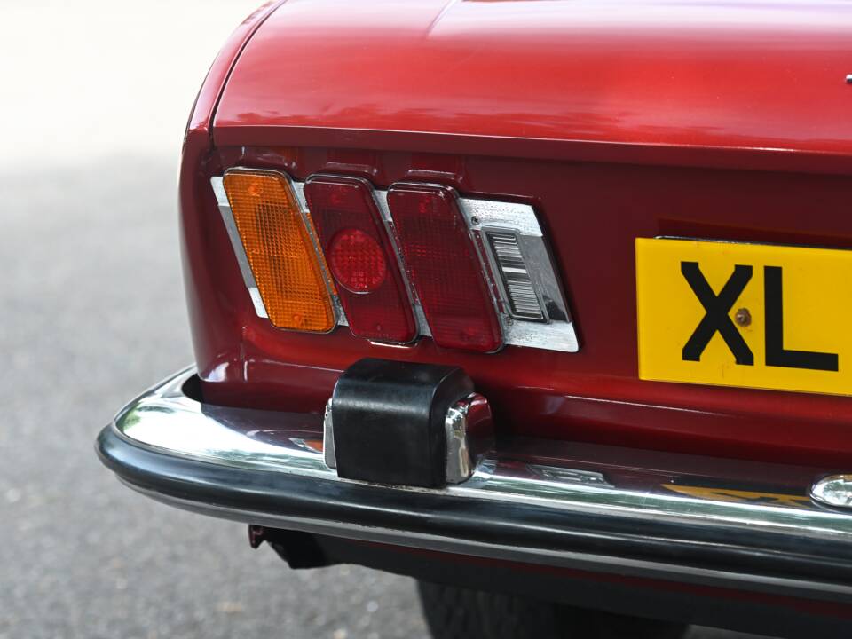 Image 15/18 of Peugeot 504 Convertible (1974)