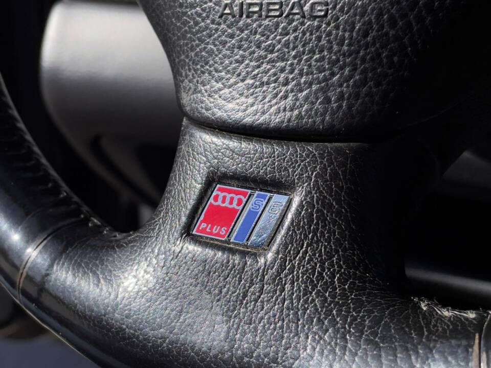 Image 31/34 of Audi S6 Avant (1996)