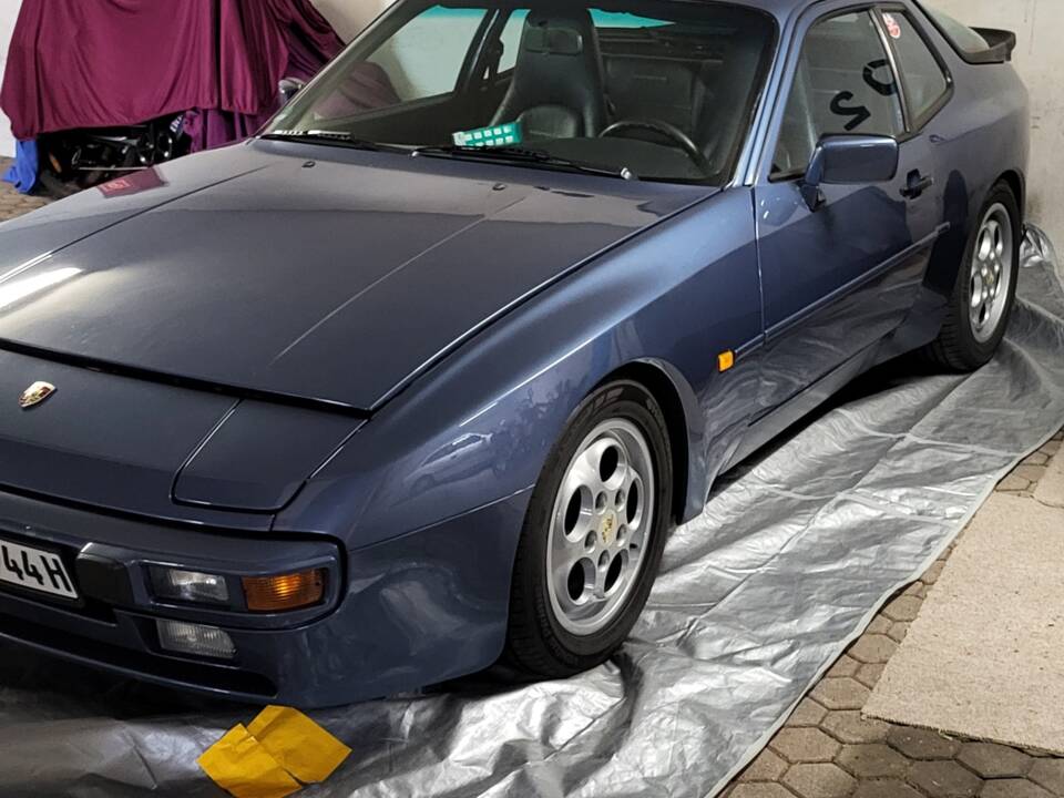 Immagine 2/10 di Porsche 944 (1988)