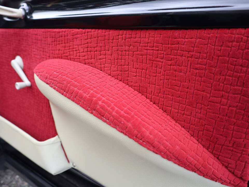 Imagen 9/14 de Citroën ID 19 (1964)