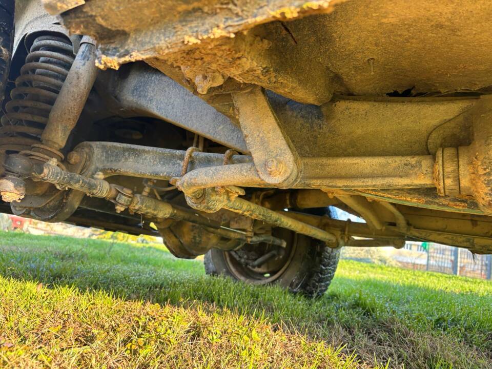 Image 43/53 of Mercedes-Benz 240 GD (SWB) (1982)