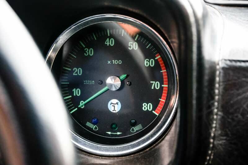 Bild 22/31 von De Tomaso Pantera (1971)