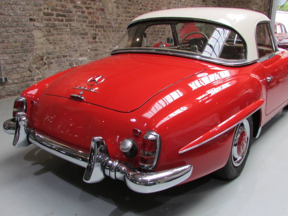 Image 5/20 de Mercedes-Benz 190 SL (1963)