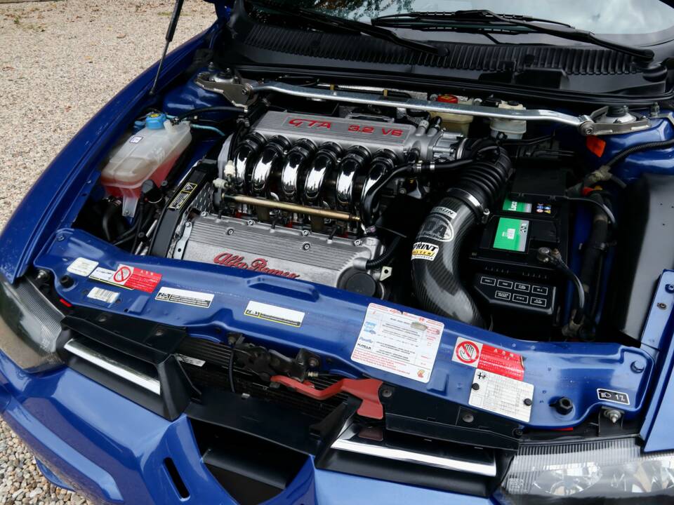 Imagen 14/50 de Alfa Romeo 156 3.2 V6 GTA (2003)