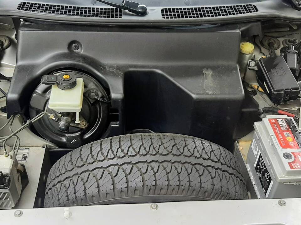 Immagine 42/50 di MG F 1.8i VVC 75 LE "75th Anniversary" (1999)