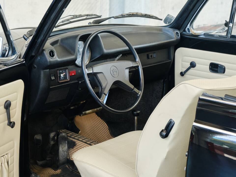 Immagine 33/50 di Volkswagen Maggiolone 1303 (1974)
