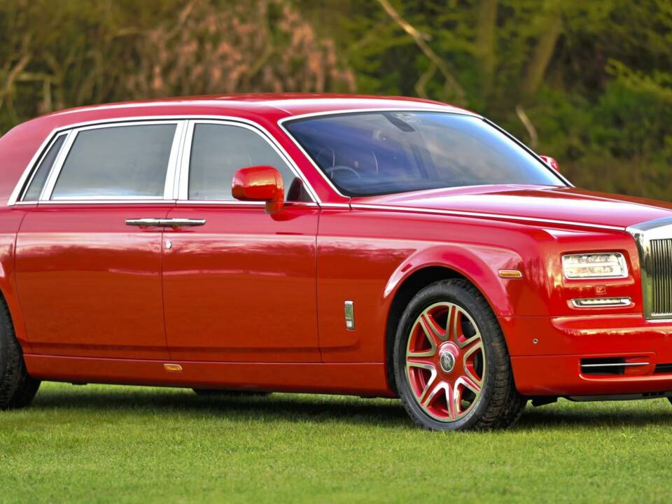 Image 19/50 of Rolls-Royce Phantom VII (2016)