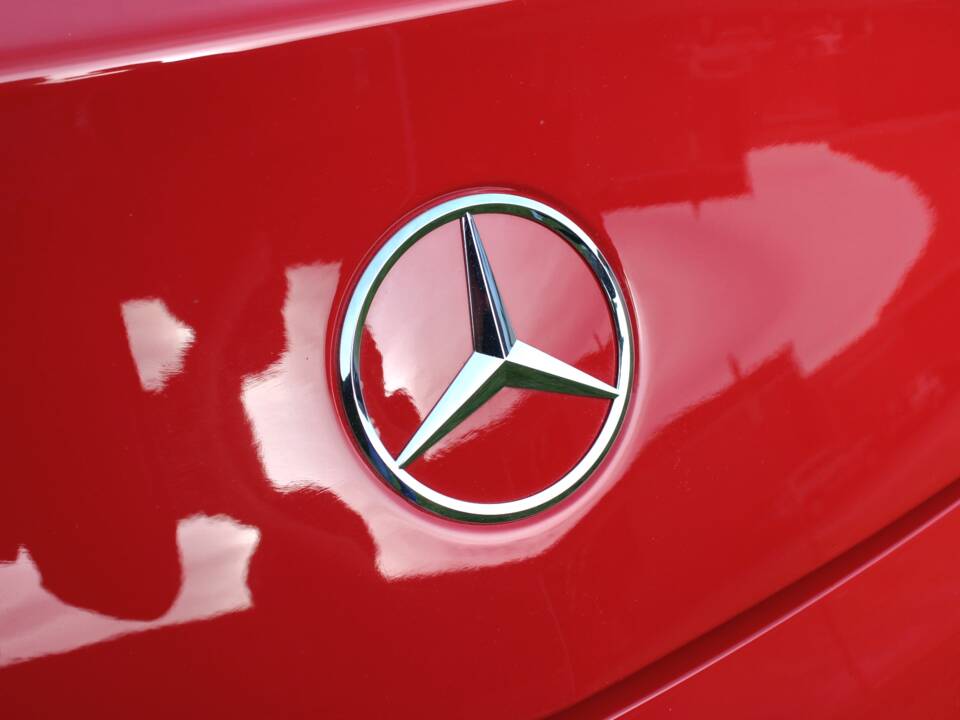 Image 22/57 of Mercedes-Benz SLS AMG (2010)